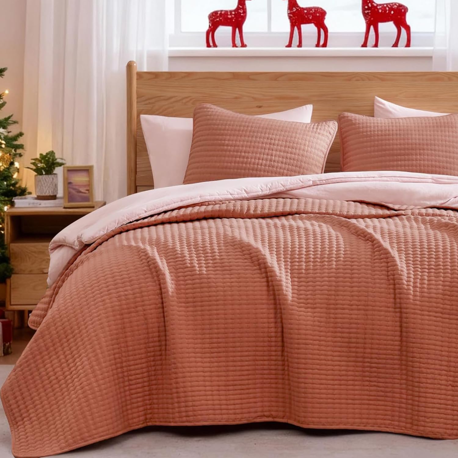 WRENSONGE Queen Quilt-3 Pieces Lightweight Bedspreads Olive Green Queen Size Quilt Bedding Set for All Seasons, Soft Summer Coverlet with 2 Pillow Shams Suitable for Bed & Couch